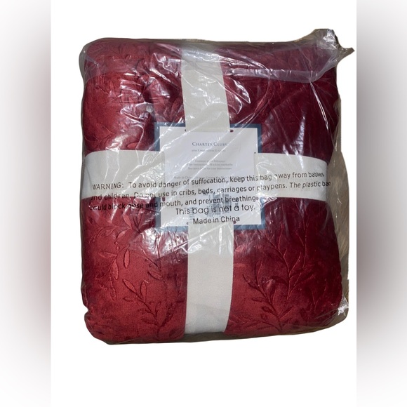 Charter Club Embossed Plush Reversible Sherpa Throw NWT - Picture 4 of 6